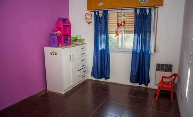 Casa en venta - 3 Dormitorios 2 Baños - 1.500Mts2 - General Roca