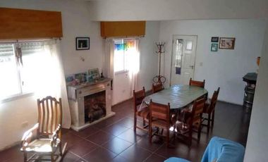 Casa en venta - 3 Dormitorios 2 Baños - 1.500Mts2 - General Roca
