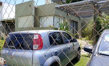 Casa en venta - 2 Dormitorios 2 Baños - Cochera - 570Mts2 - Mar del Plata