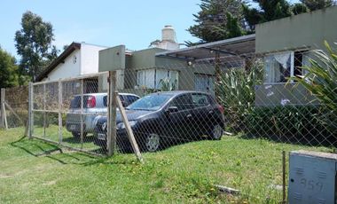 Casa en venta - 2 Dormitorios 2 Baños - Cochera - 570Mts2 - Mar del Plata