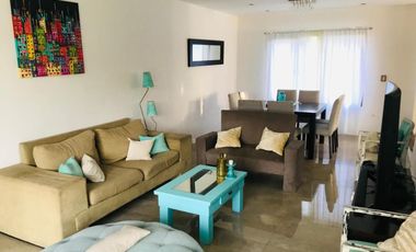 Casa en venta - 5 Dormitorios 3 Baños - Cochera - 610Mts2 - Mar del Plata