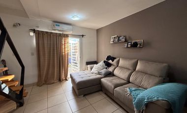 Venta Duplex 2 Dorm c/cochera ,Chacabuco al 500 , Centenario , Neuquen