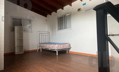 3 propiedades en 1.  Julio Acosta esquina Ameghino