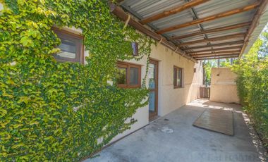 Casa  en venta y alquiler  en Los Sauces