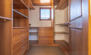 Casa  en venta y alquiler  en Los Sauces
