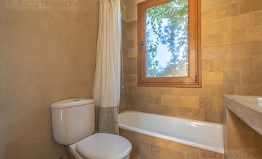 Casa  en venta y alquiler  en Los Sauces