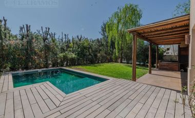 Casa  en venta y alquiler  en Los Sauces