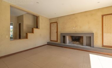 Casa  en venta y alquiler  en Los Sauces