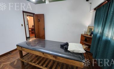 Venta PH 5 ambientes con terraza en Lanús