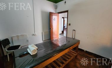 Venta PH 5 ambientes con terraza en Lanús