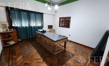 Venta PH 5 ambientes con terraza en Lanús