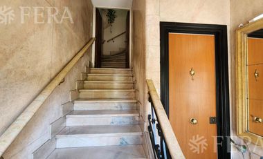 Venta PH 5 ambientes con terraza en Lanús