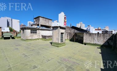 Venta PH 5 ambientes con terraza en Lanús
