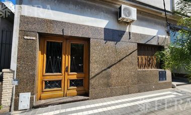 Venta PH 5 ambientes con terraza en Lanús
