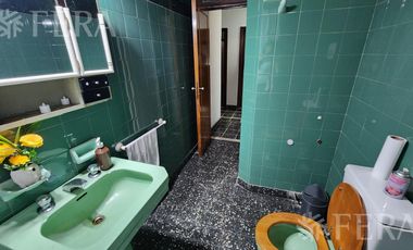 Venta PH 5 ambientes con terraza en Lanús