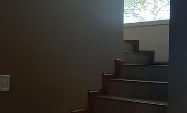 Casa en Venta en Barrio Santa Guadalupe con vista a fondo verde