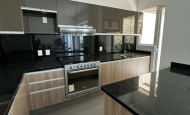 Venta  Casa en Privada Altozano