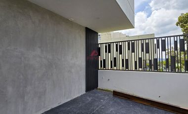 CASA EN VENTA EN SOLARES , ZAPOPAN , JALISCO
