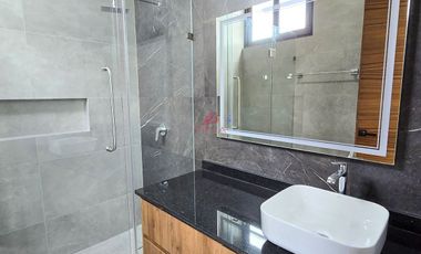 CASA EN VENTA EN SOLARES , ZAPOPAN , JALISCO