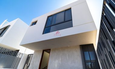 CASA EN VENTA EN SOLARES , ZAPOPAN , JALISCO