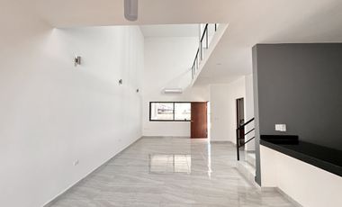 CASA EN VENTA EN CONKAL