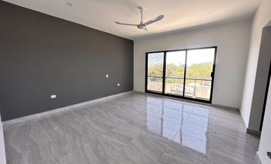 CASA EN VENTA EN CONKAL