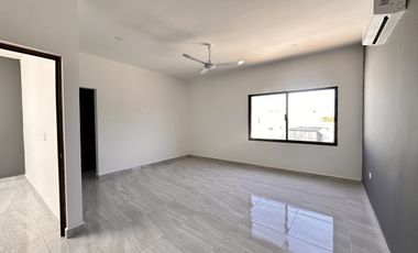 CASA EN VENTA EN CONKAL