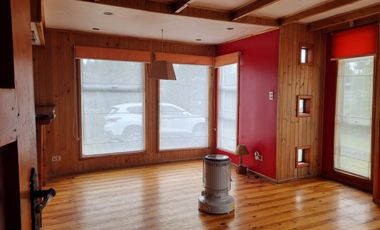 PUERTO MONTT CASA 101 M2 EN PARCELA 5000 M2 LA VARA SENDA CENTRAL