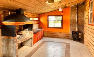 PUERTO MONTT CASA 101 M2 EN PARCELA 5000 M2 LA VARA SENDA CENTRAL