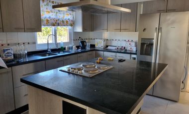 PUERTO MONTT CASA 160 M2  PARCELA  5000 M2 AVELLANOS DE TRAPEN