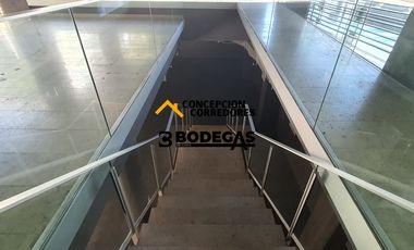LOCAL COMERCIAL 535M2 VITACURA SECTOR PLAZA RAUL DEVES