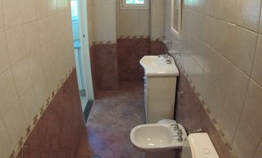 ALQUILER - Oficina 100m2- Apto Profesional- Castelar Sur
