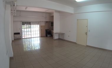ALQUILER - Oficina 100m2- Apto Profesional- Castelar Sur