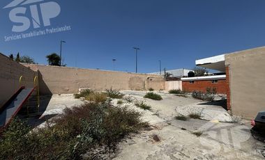 Excelente Local Zona Centro en Calle Corona