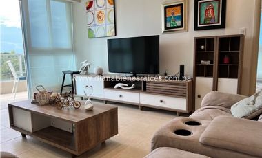 Se alquila apartamento de playa