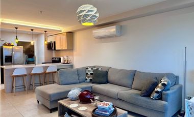 Alquiler de apartamento amueblado en Coronado
