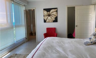 Se alquila apartamento de playa
