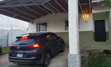 VENDO CASA EN LA CHORRERA ALTOS DEL CAMPO 3R