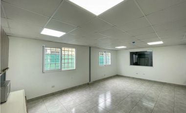 SE ALQUILA LOCAL / BODEGA EN LA PULIDA-RO ABAJO