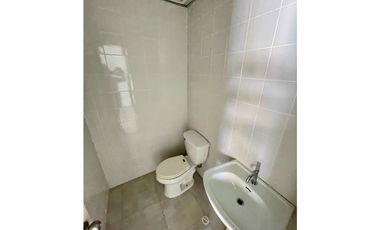 SE ALQUILA LOCAL / BODEGA EN LA PULIDA-RO ABAJO