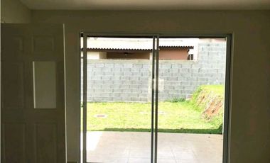ALQUILO CASA EN LA CHORRERA LA ARBOLEDA LOS PINOS 3R