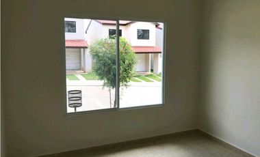 ALQUILO CASA EN LA CHORRERA LA ARBOLEDA LOS PINOS 3R