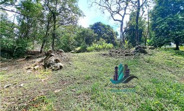VENDO CASA Y TERRENO DE 1856M2 BORDEADO X RIO EN BOQUERON