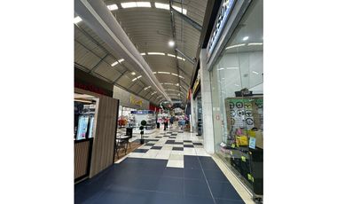 VENTA LOCAL 700M2 EN MEGAMALL KAF