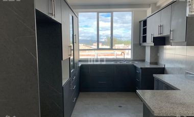 DEPARTAMENTOS DE VENTA EN EDIFICIO POR ESTRENAR SECTOR NORTE RIOBAMBA