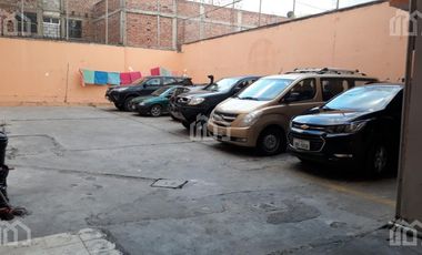 HOTEL  CON LOCAL COMERCIAL DE VENTA EN EL CENTRO DE RIOBAMBA