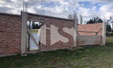 TERRENO EN VENTA CON CERRAMIENTO EN RIOBAMBA