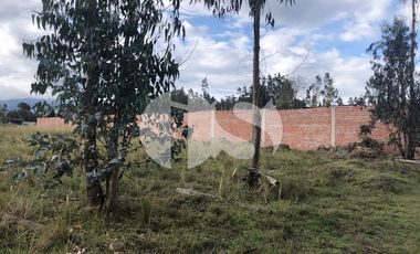TERRENO EN VENTA CON CERRAMIENTO EN RIOBAMBA