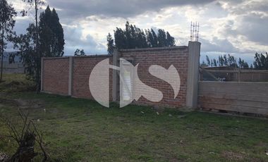 TERRENO EN VENTA CON CERRAMIENTO EN RIOBAMBA