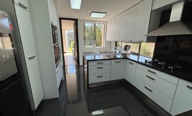 Departamento en Arriendo en Valle Escondido 3350